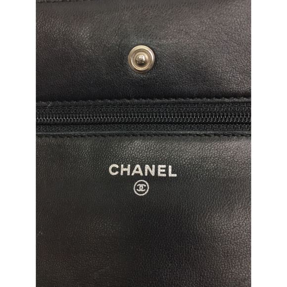 Chanel Mini Leather Matelasse Chain Shoulder Bag - Picture 5 of 9